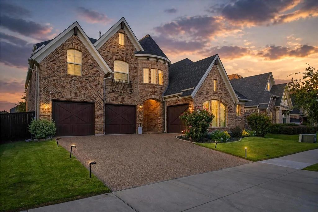 824 Marietta Lane, Aubrey
