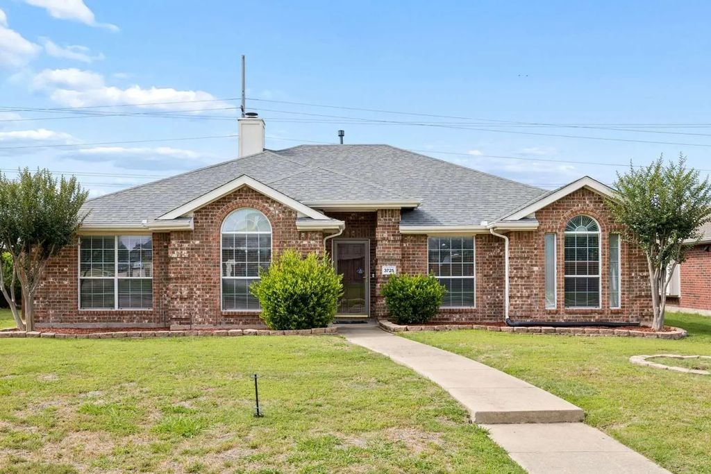 3725 Rosewood Lane, Sachse