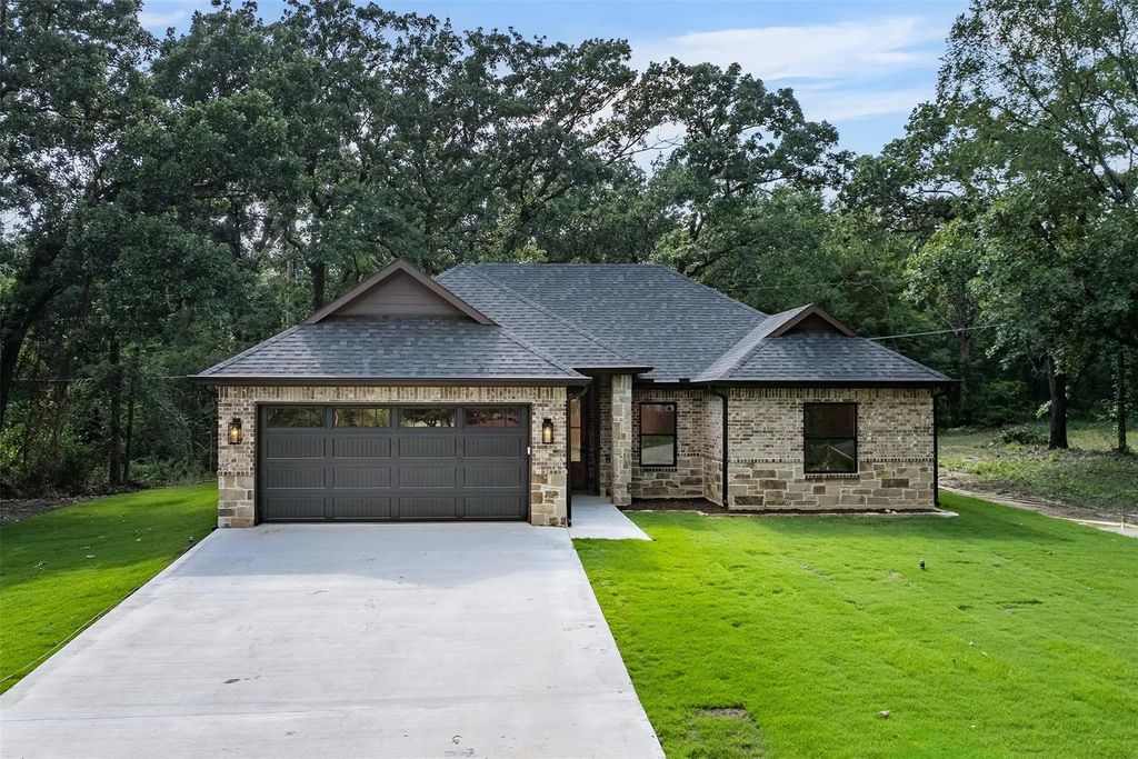 172 Harmon, Gun Barrel City