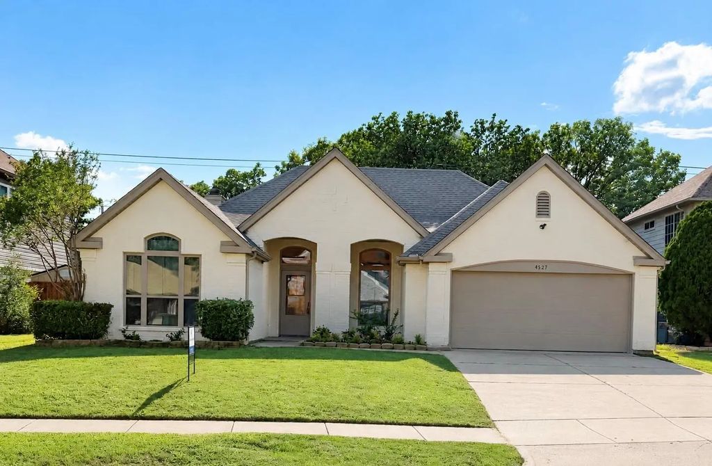 4527 Wescott Drive, Grand Prairie