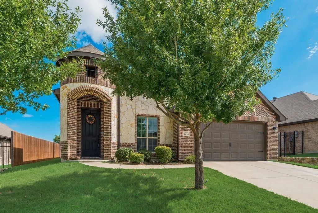 5420 Quiet Woods Trail, Fort Worth