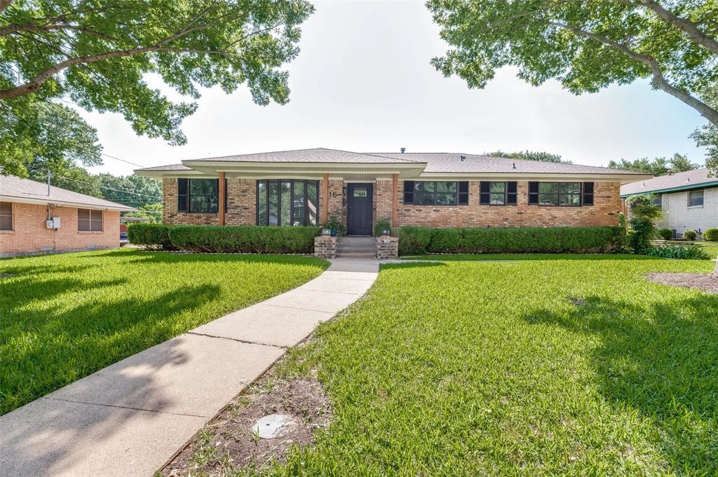 816 Misty Glen Drive, DeSoto