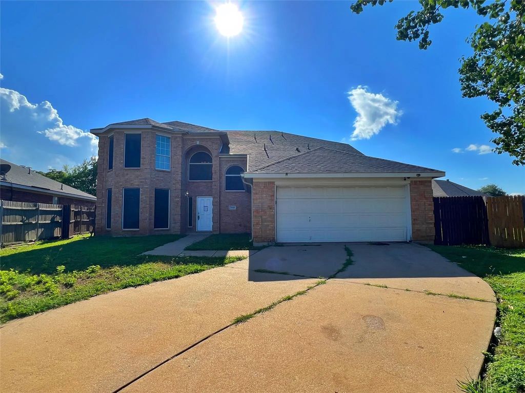 3944 Silver Springs Drive, Fort Worth