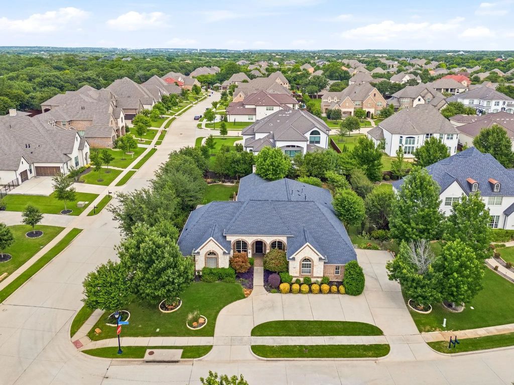 7013 Handel, Colleyville