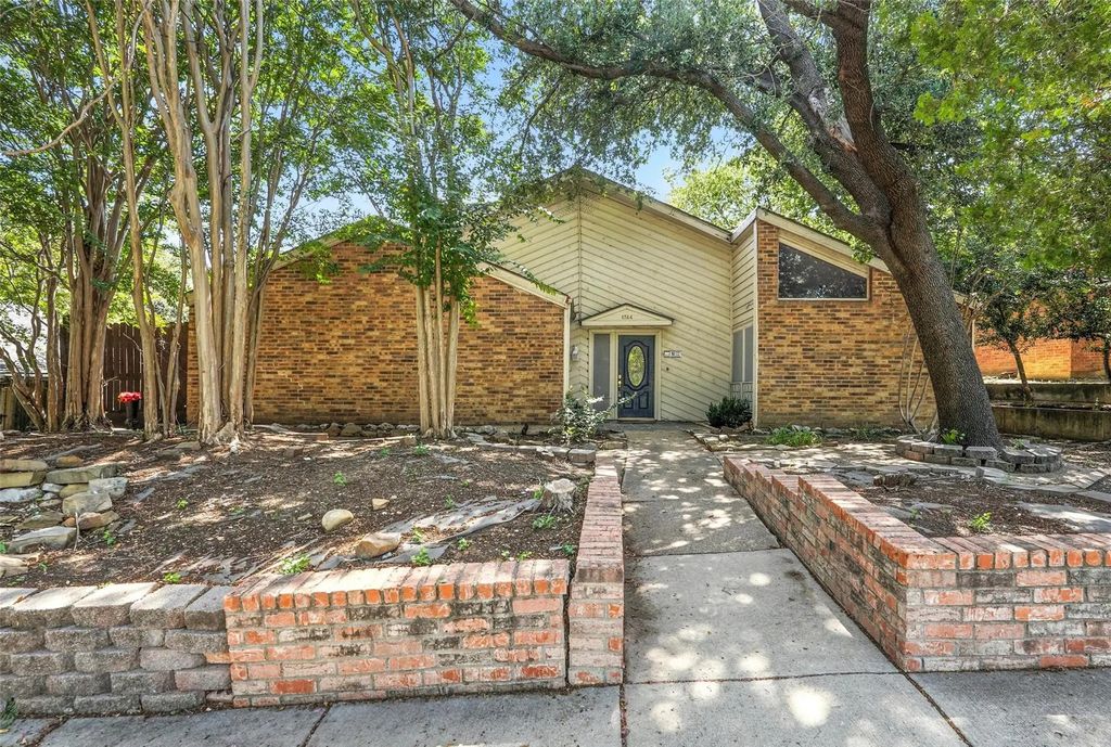 1744 Hartford Drive, Carrollton