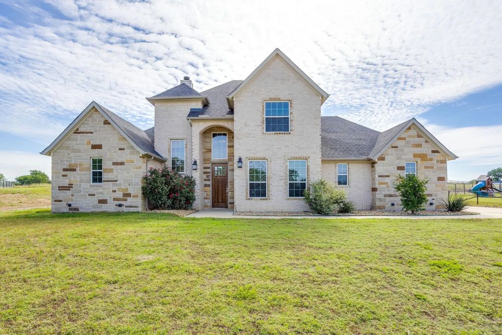 120 War Wagon Circle, Millsap