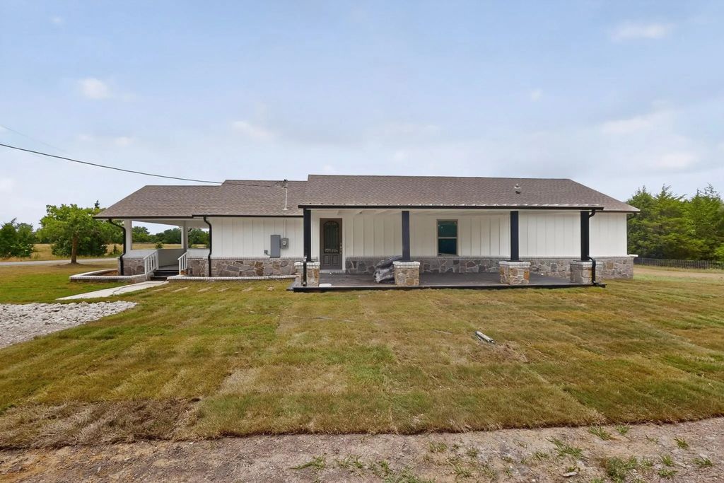 6306 County Road 619, Farmersville
