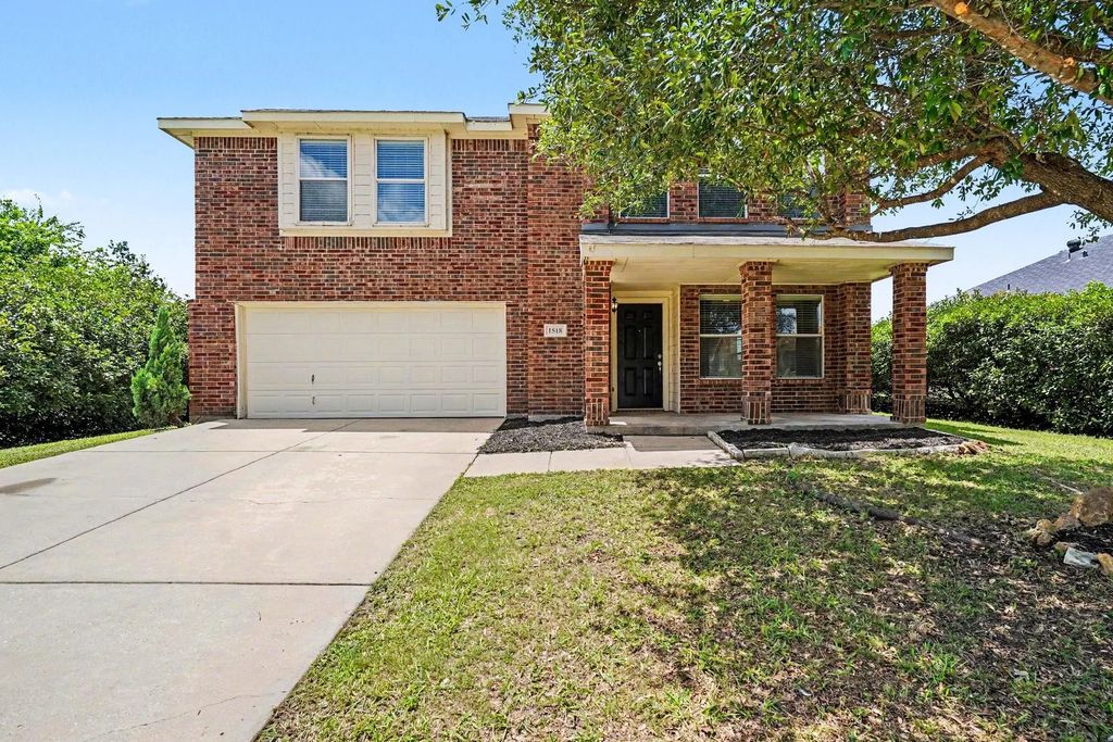 1518 Sturgeon Trail, Krum