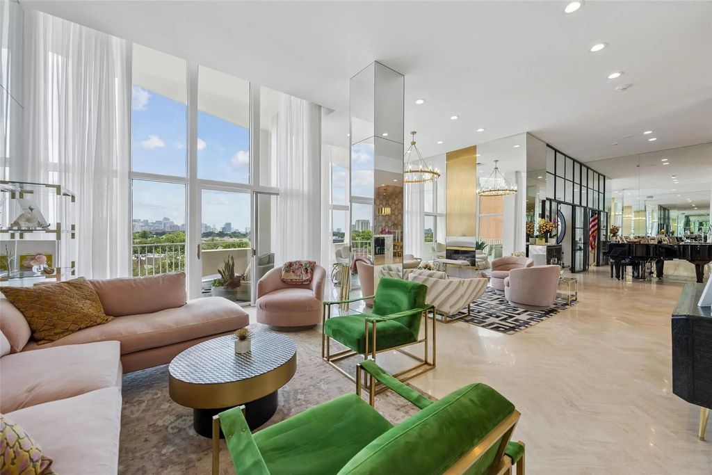 4500 Roland Avenue 701, Highland Park