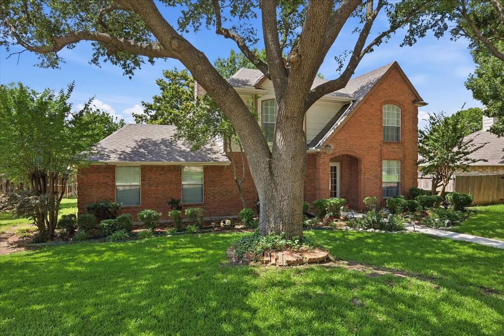 2315 Rockhill Road, McKinney