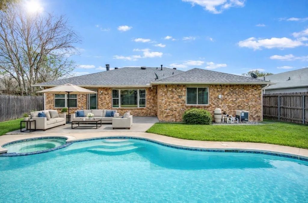 5413 Briar Lane, Flower Mound
