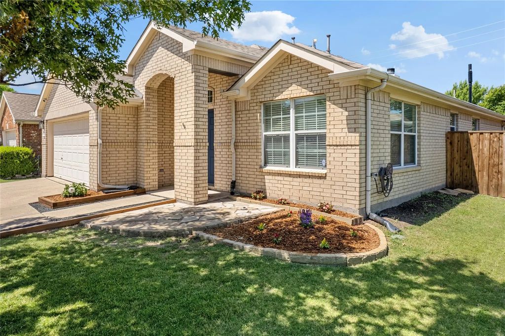 1824 Barton Springs Drive, Little Elm