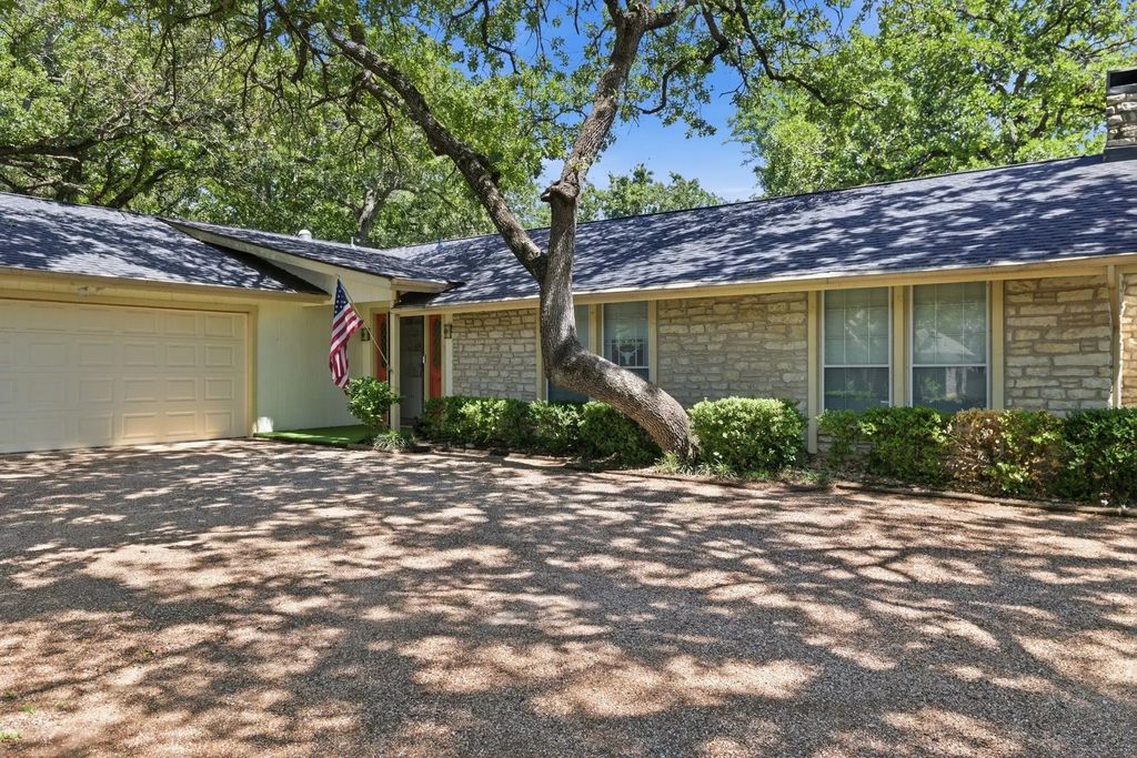 6309 Blackfoot Trail, De Cordova