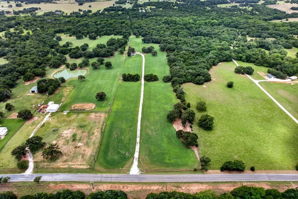 2641 County Road 203, Collinsville