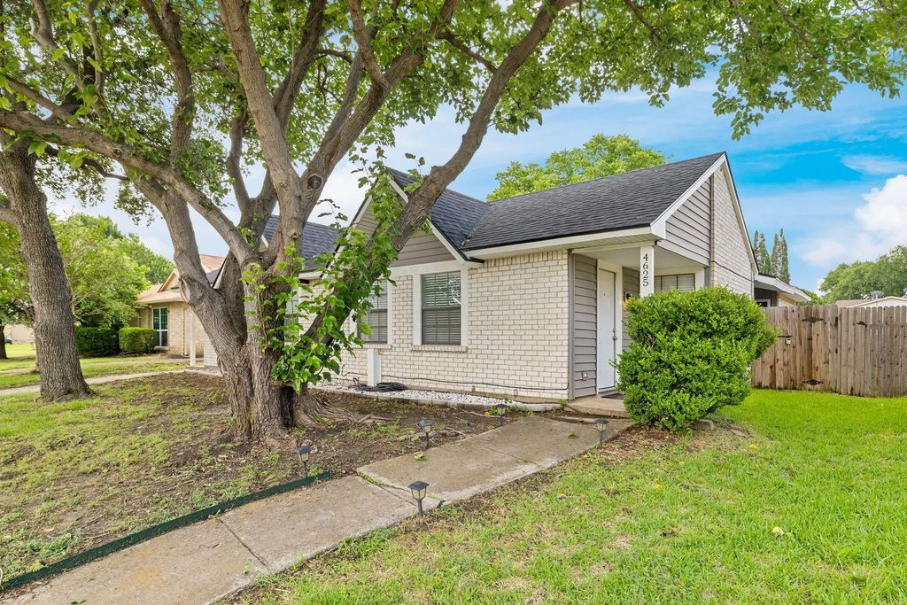 4625 Chapman Street, The Colony