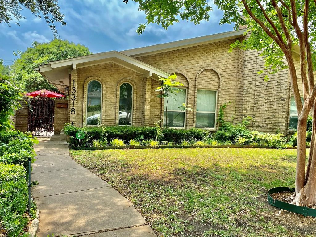 13318 Southview Lane, Dallas