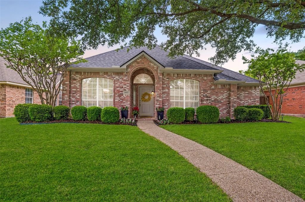 4041 Desert Mountain Drive, Plano