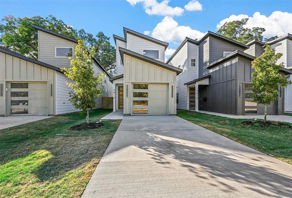 2413 Easley, Dallas