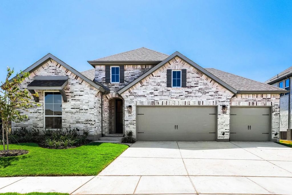2617 Grinnel Drive, Celina