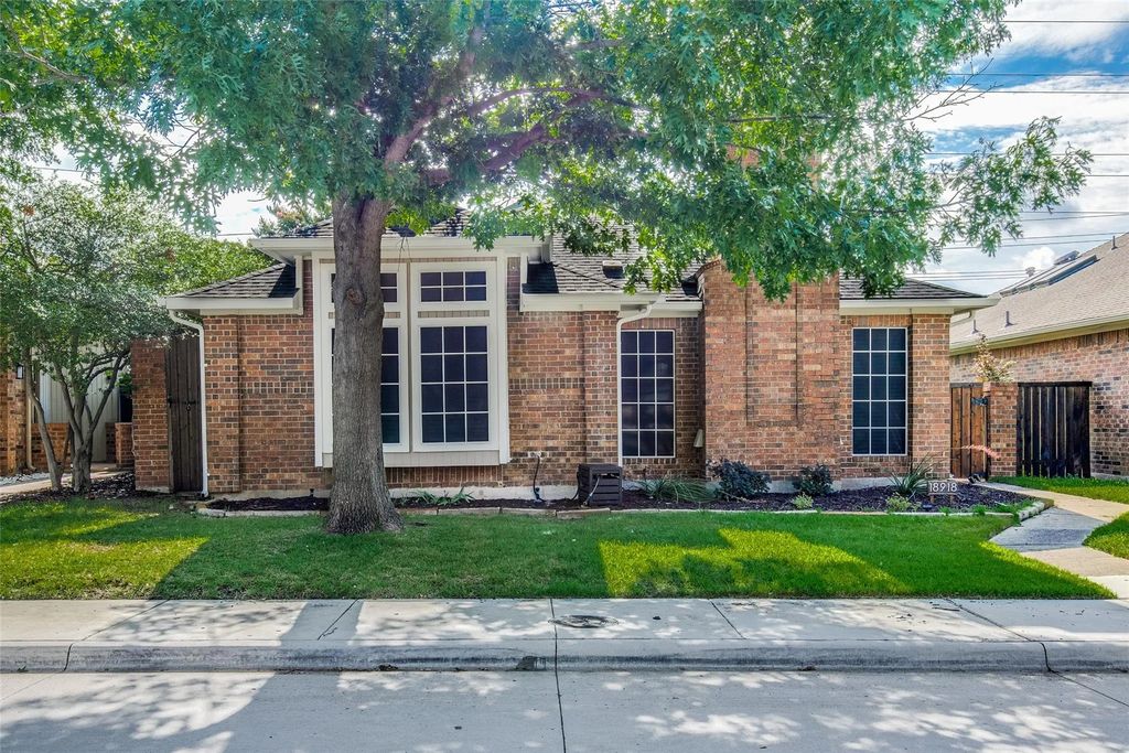 18918 Whitewater Lane, Dallas