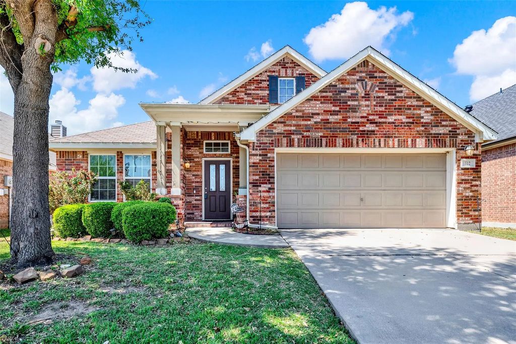 512 Turnstone Drive, Little Elm