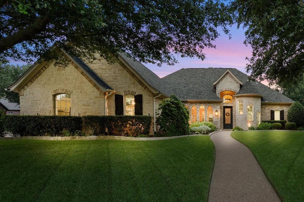 4105 Water Park Circle, Mansfield