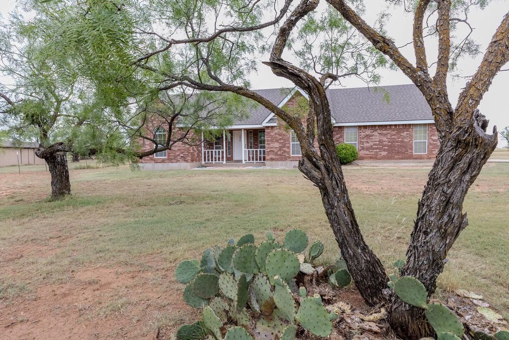 206 Crooked Creek Road, Abilene