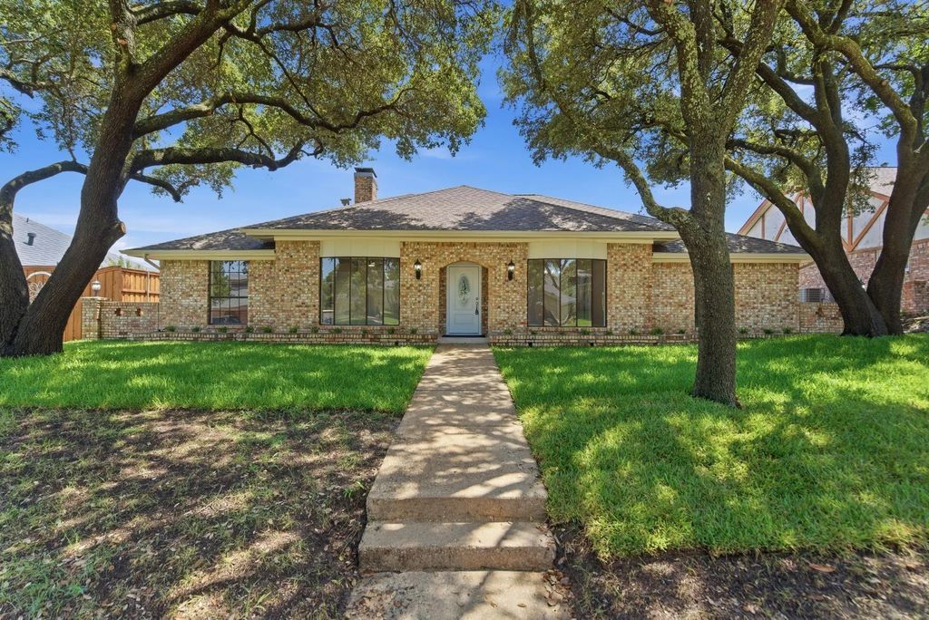 3104 Pinehurst Drive, Plano