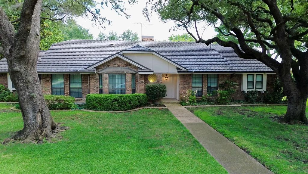 402 Sequoia Drive, Garland
