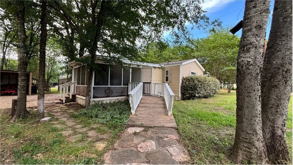 106 Tejas, Quitman