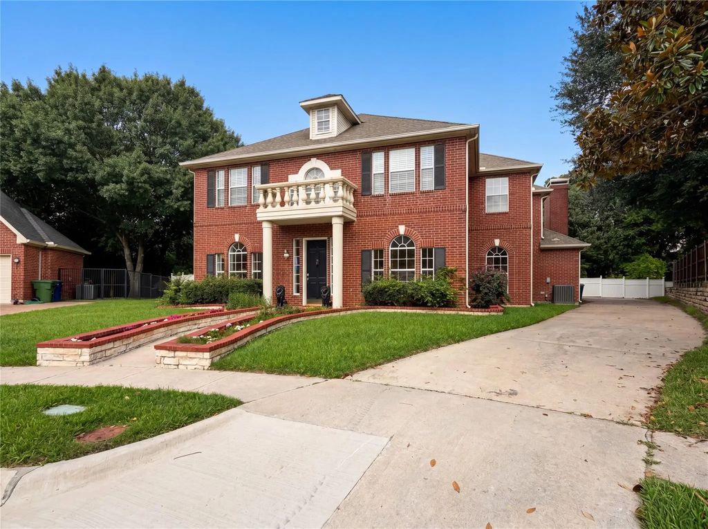 2533 Vista Creek Court, Garland