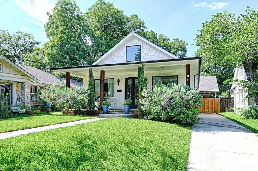 1323 Lansford Avenue, Dallas