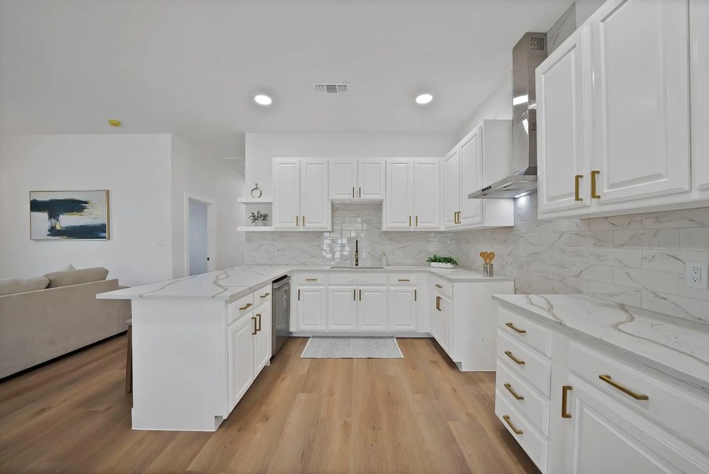 1130 E Hattie Street, Fort Worth