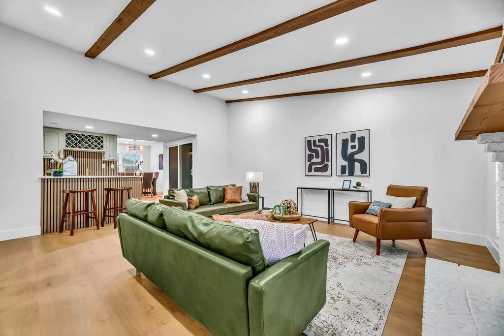 2211 Red Bluff Drive, Carrollton