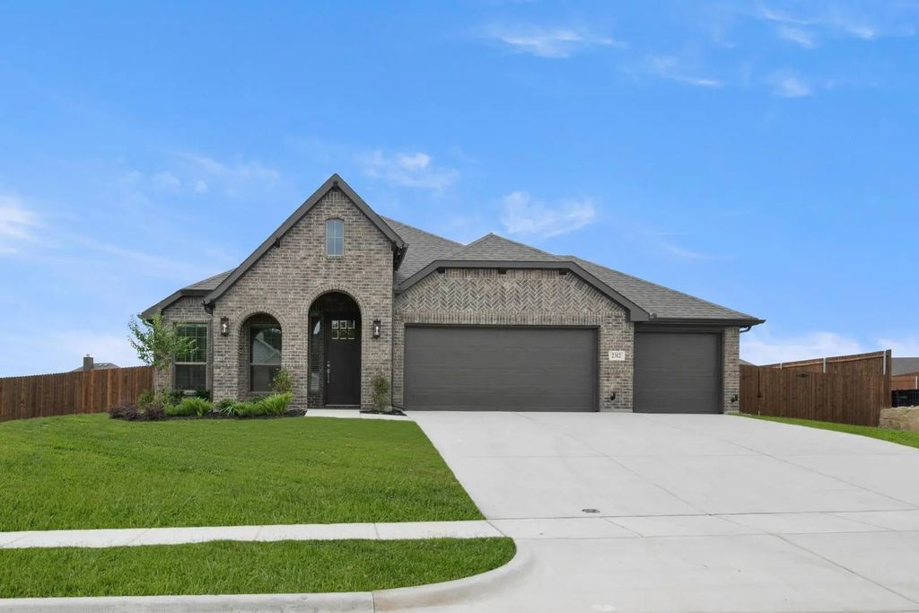2312 Shamrock Lane, Weatherford