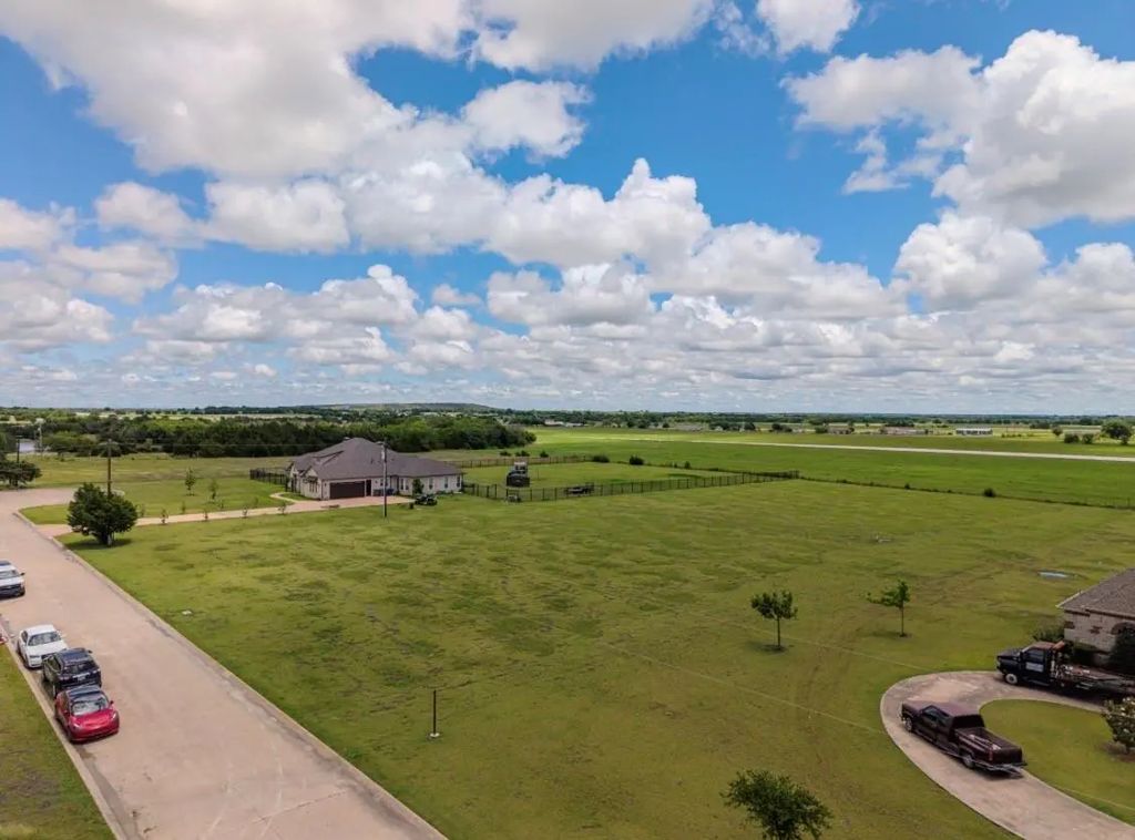 1538 Raintree Drive, Lancaster