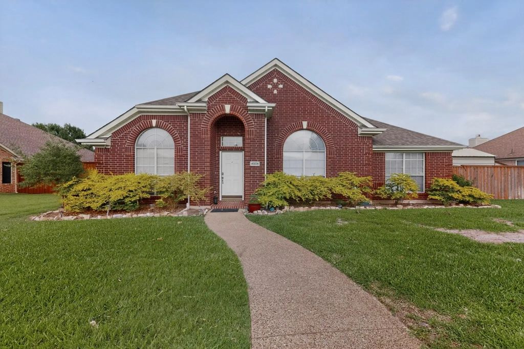 4006 Watersedge Drive, Rowlett
