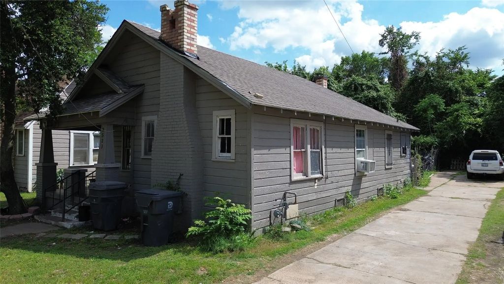 3523 Edgewood Street, Dallas
