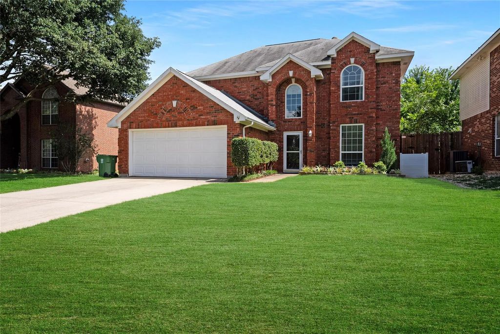 1803 Hunters Ridge Drive, Grapevine