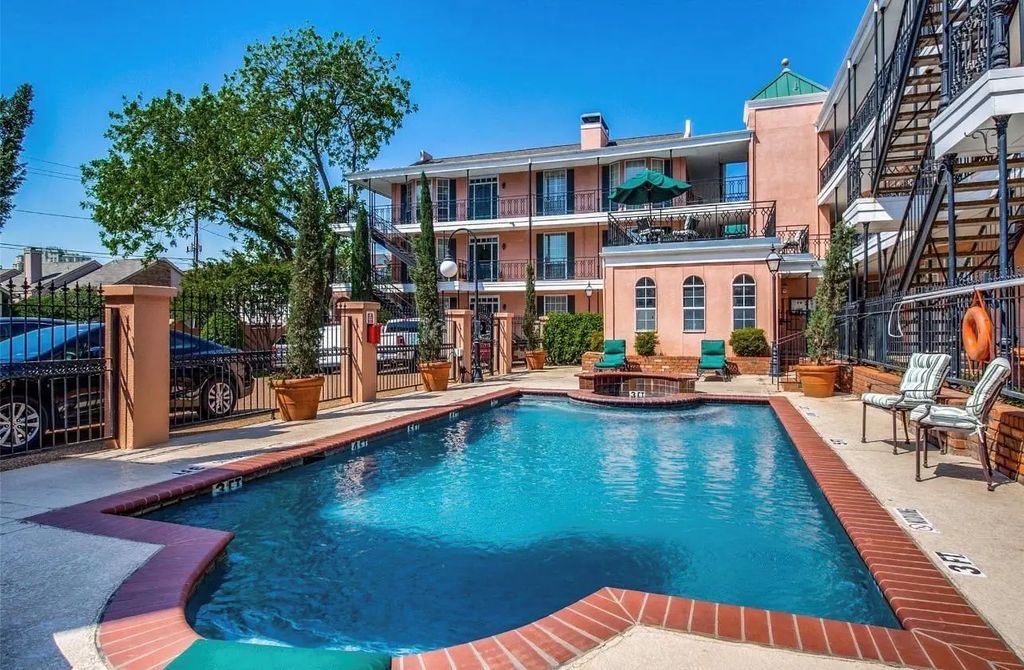 3208 Cole Avenue 1109, Dallas