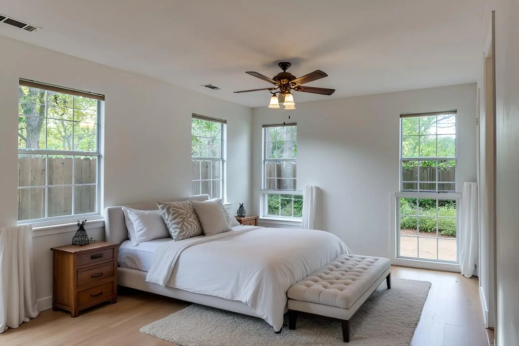 4222 Roseland Avenue 105, Dallas