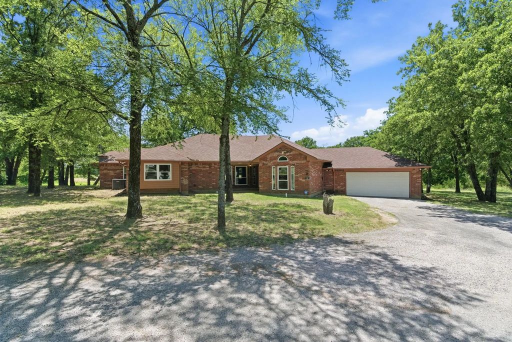 321 County Road 211 Road, Gainesville