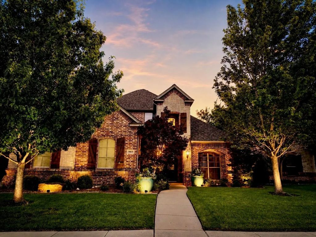 7013 Cherrybark Lane, North Richland Hills