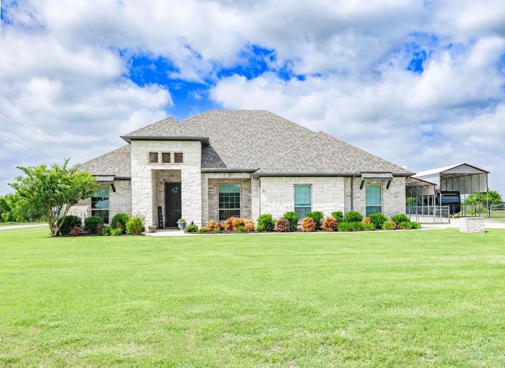 2250 County Road 2360, Decatur