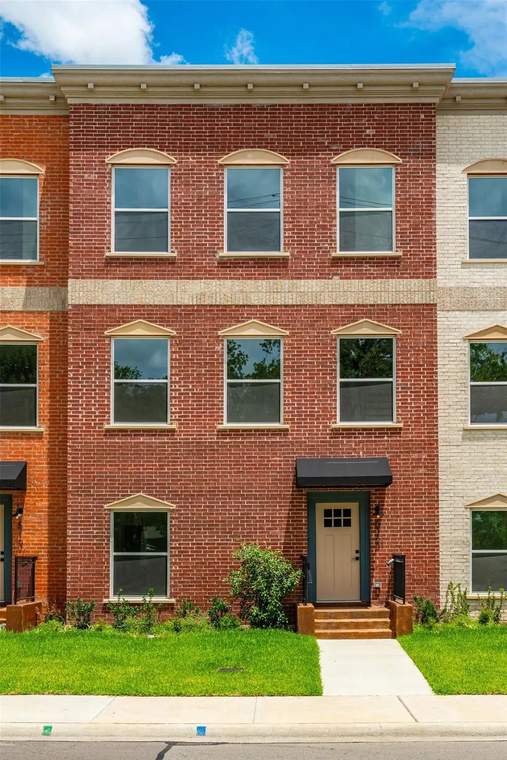512 S Oconnor Road, Irving