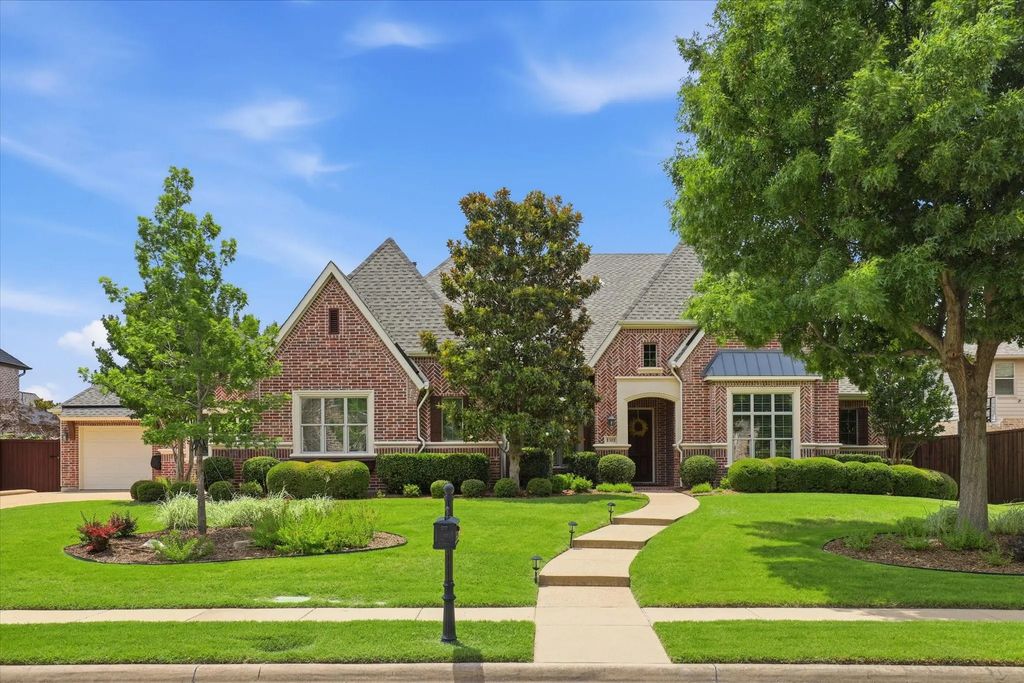 1311 Overland Drive, Murphy