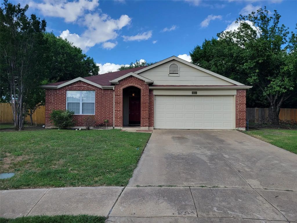 223 Baylor Drive, Glenn Heights