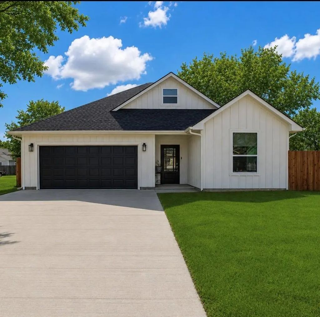 1314 E Pecan Street, Gainesville