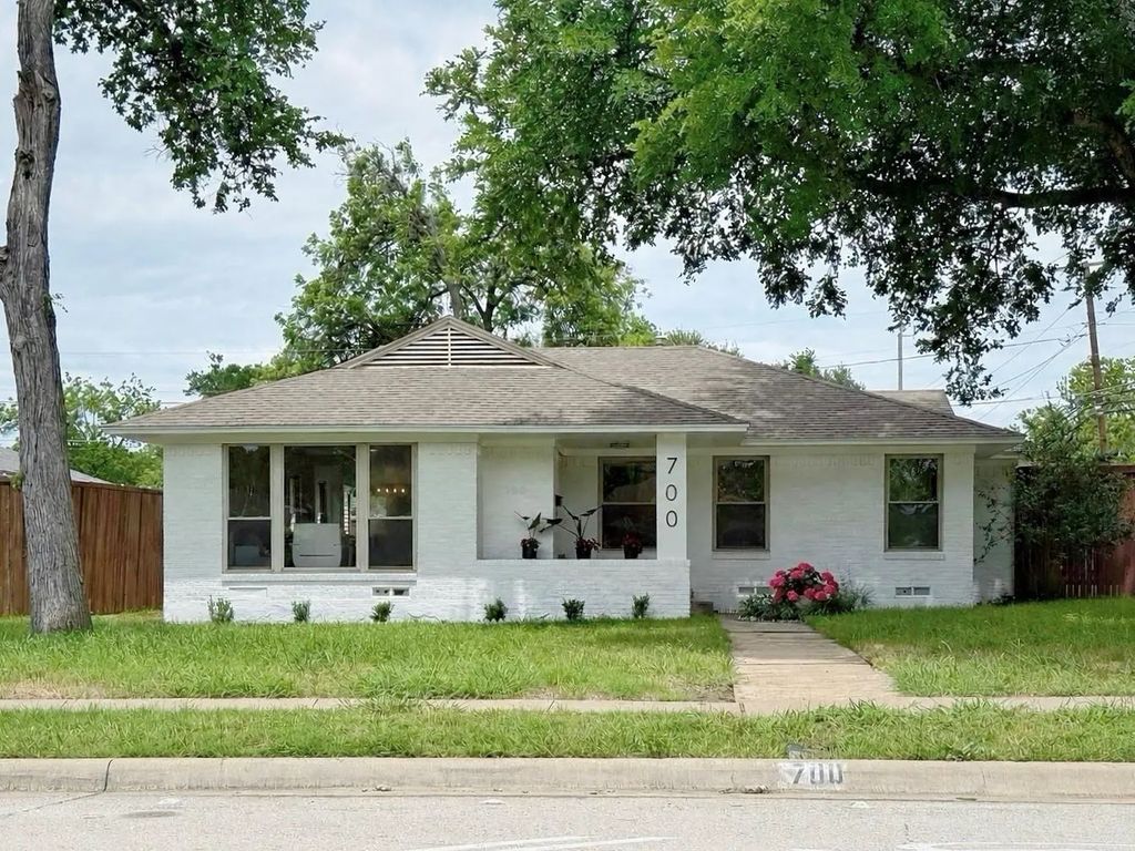 700 Dumont Drive, Richardson