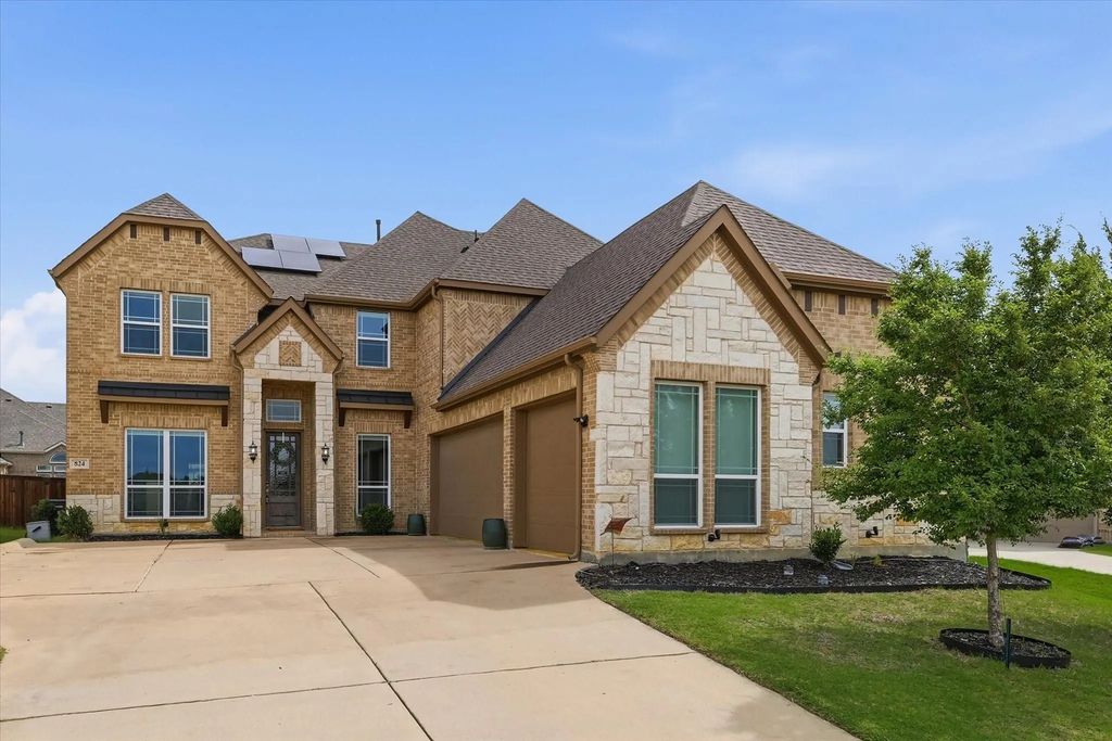 824 Trixie Court, Celina
